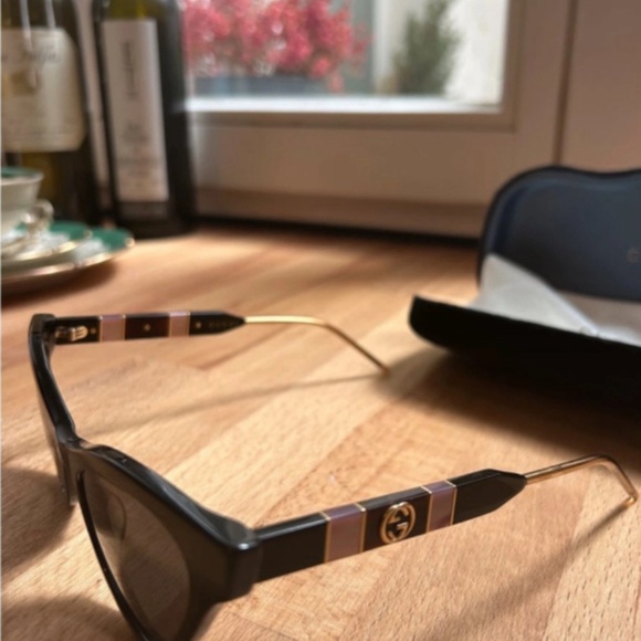 Gucci Acetate Cat-eye Sunglasses main image 6
